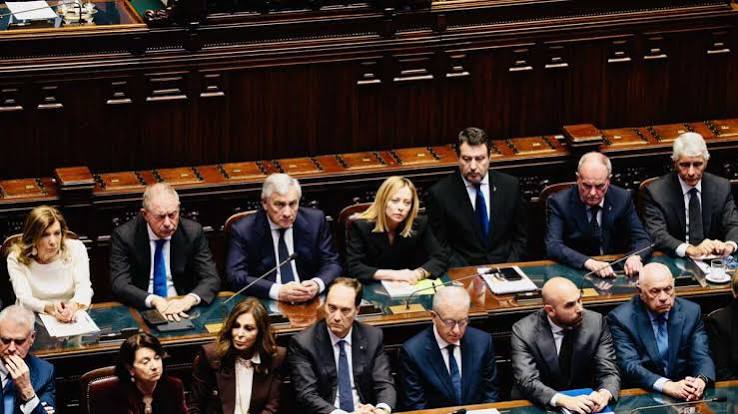 Tre notizie e tre indizi; ecco forse le conferme per una ipotesi che nessuno vuole formulare